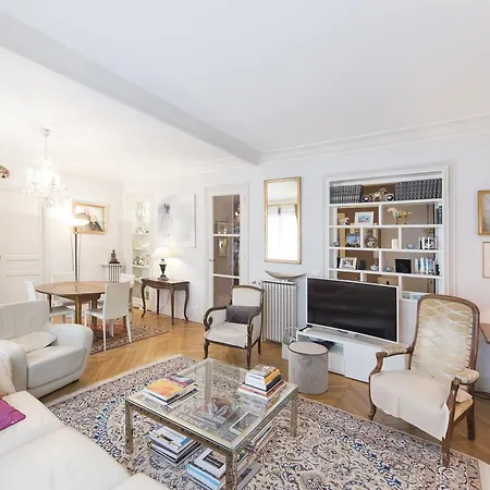 Apartamento Veeve - Vintage Elegance In The 16th Paris