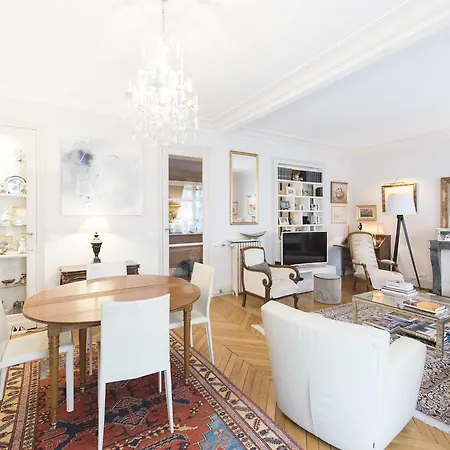 Apartment Veeve - Vintage Elegance In The 16th Paris